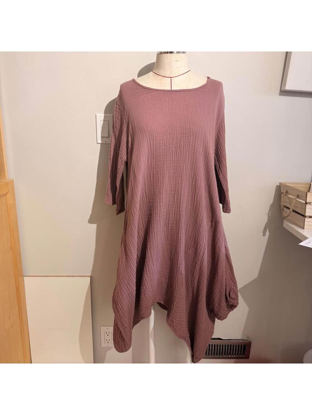 Crepe Assymetrical Hem Dress 3/4 Sleeve Mauve Women's M
